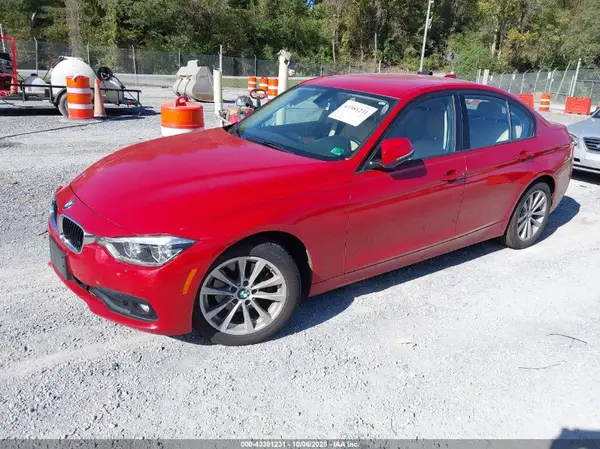 WBA8A3C54JA505279 2018 BMW 3ER - Image 2