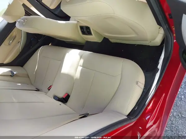 WBA8A3C54JA505279 2018 BMW 3ER - Image 8