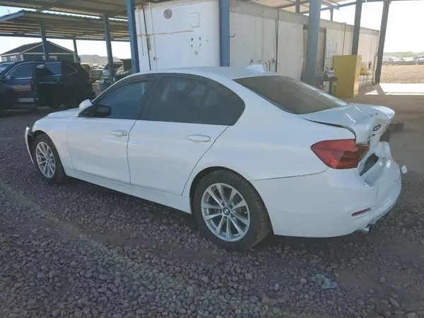 WBA8A3C55GK551478 2016 BMW 3ER - Image 2