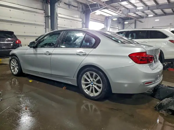 WBA8A3C55HK691709 2017 BMW 3ER - Image 2