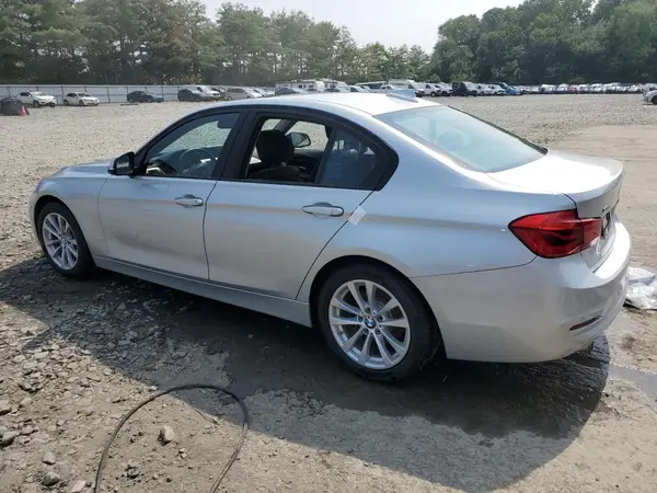 WBA8A3C55JA489433 2018 BMW 3ER - Image 2