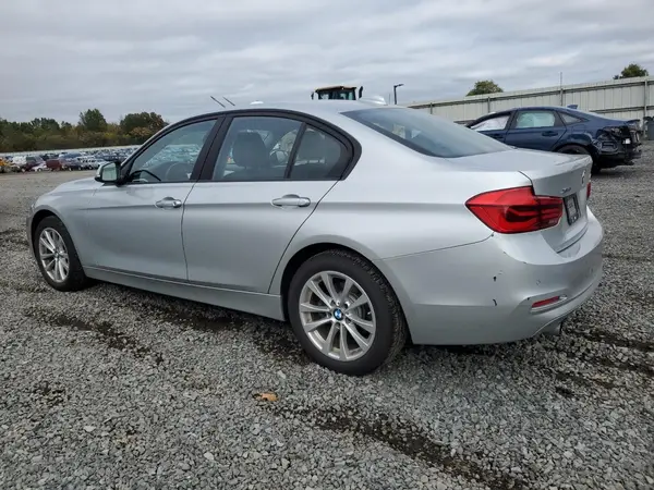 WBA8A3C55JK763689 2018 BMW 3ER - Image 2