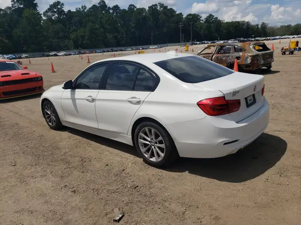 WBA8A3C56GK688350 2016 BMW 3ER - Image 2