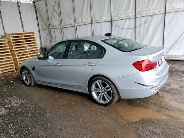 WBA8A3C56GK689613 2016 BMW 3ER - Image 2