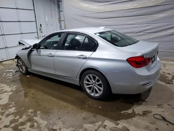 WBA8A3C56JA357636 2018 BMW 3ER - Image 2