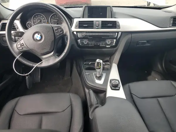 WBA8A3C56JA489604 2018 BMW 3ER - Image 8