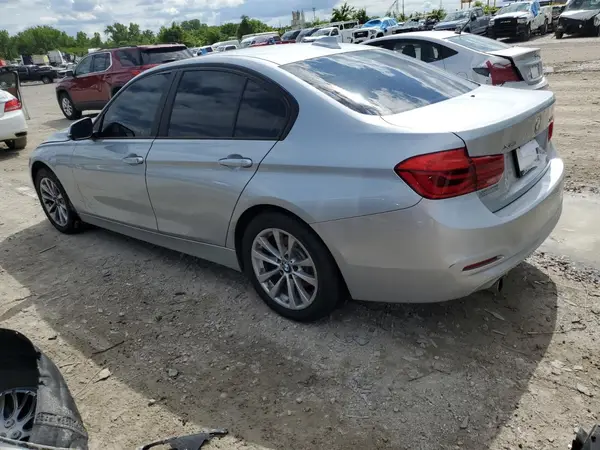 WBA8A3C56JA491885 2018 BMW 3ER - Image 2