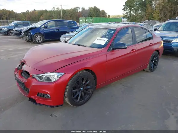 WBA8A3C56JA494642 2018 BMW 3ER - Image 2