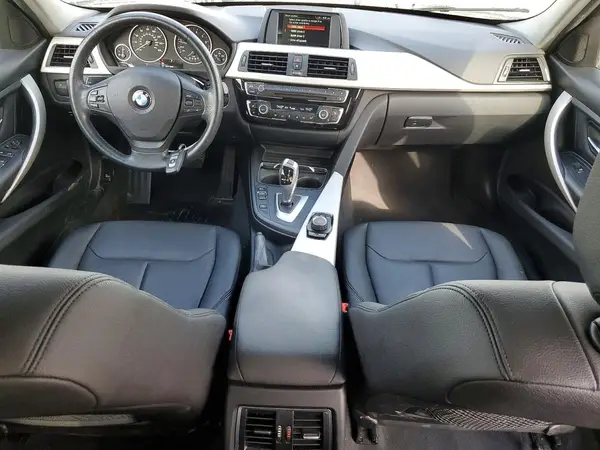 WBA8A3C56JA505218 2018 BMW 3ER - Image 8