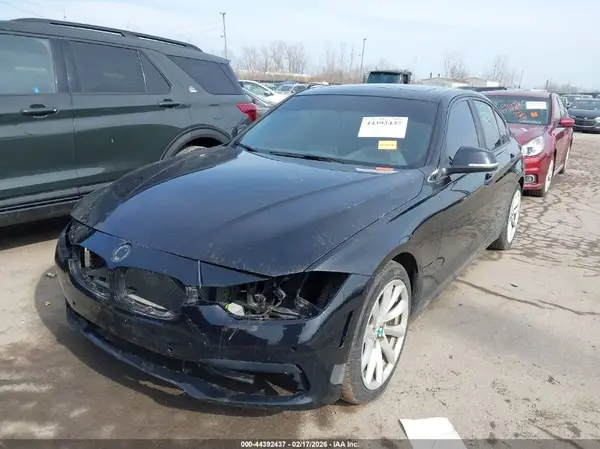 WBA8A3C57GK690219 2016 BMW 3ER - Image 2