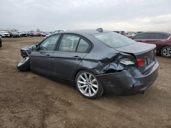 WBA8A3C57JA491717 2018 BMW 3ER - Image 2