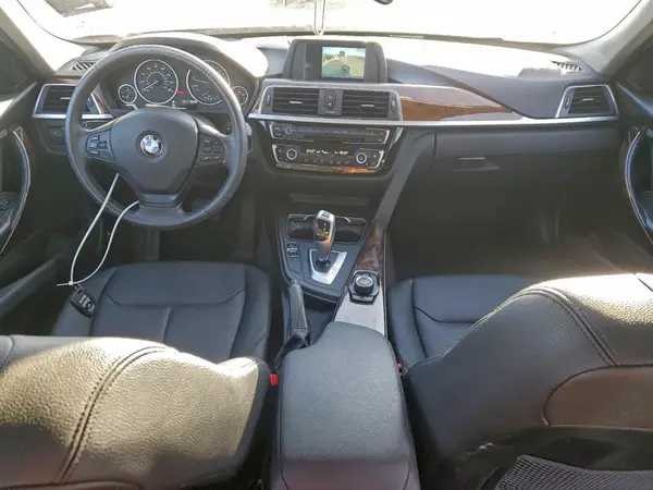 WBA8A3C57JA491720 2018 BMW 3ER - Image 8