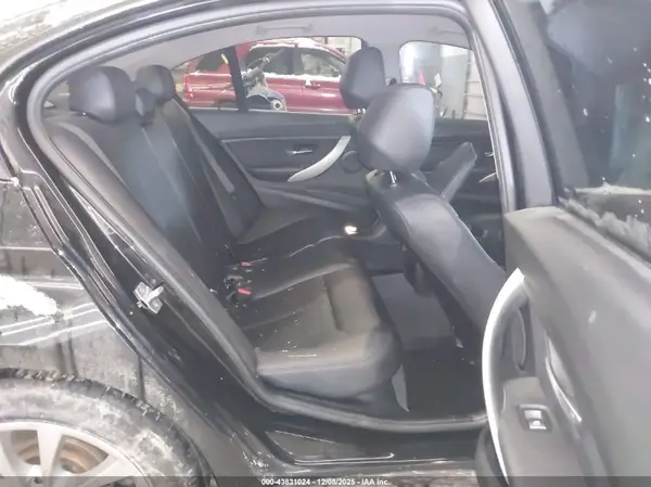 WBA8A3C57JA505115 2018 BMW 3ER - Image 8