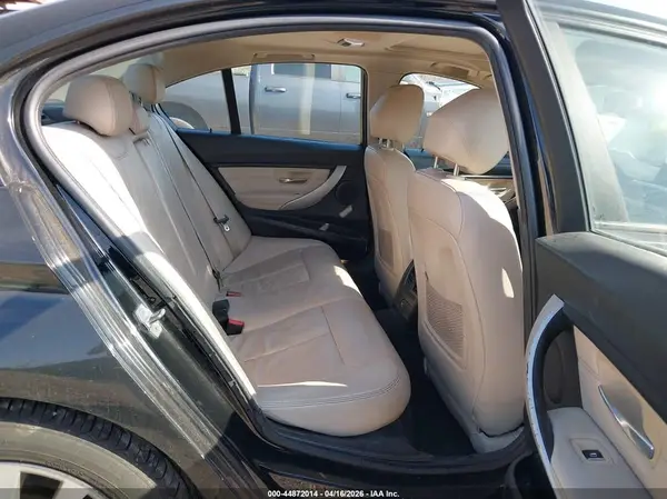 WBA8A3C57JA505387 2018 BMW 3ER - Image 8