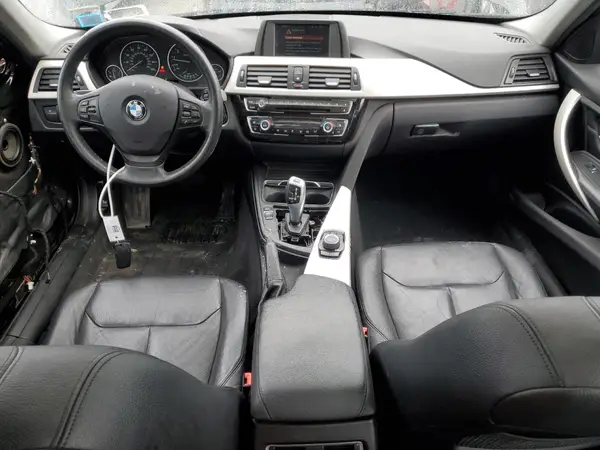 WBA8A3C57JA505633 2018 BMW 3ER - Image 8