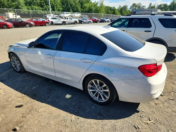 WBA8A3C58GK688351 2016 BMW 3ER - Image 2