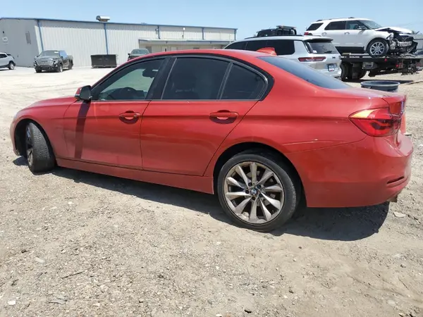 WBA8A3C58JA358819 2018 BMW 3ER - Image 2