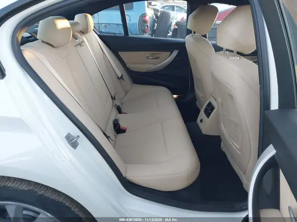 WBA8A3C58JA495095 2018 BMW 3ER - Image 8