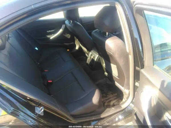 WBA8A3C58JA505592 2018 BMW 3ER - Image 8
