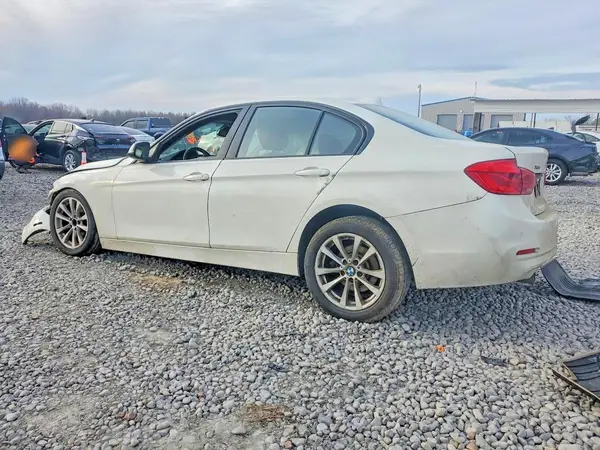 WBA8A3C59GK690982 2016 BMW 3ER - Image 2