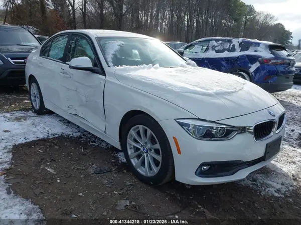 WBA8A3C59JA486972 2018 BMW 3ER - Image 1