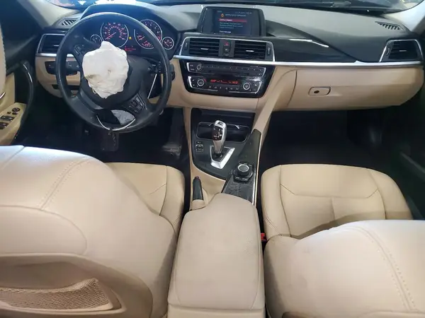 WBA8A3C59JA487068 2018 BMW 3ER - Image 8