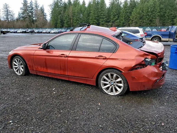 WBA8A3C59JA492304 2018 BMW 3ER - Image 2