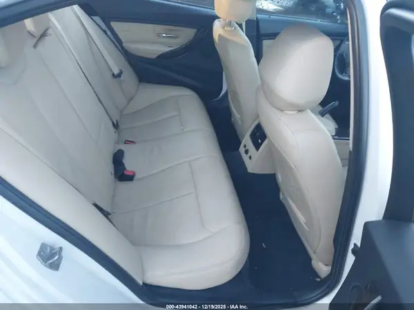 WBA8A3C5XHK691141 2017 BMW 3ER - Image 8