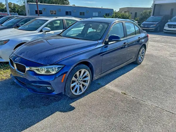 WBA8A3C5XJA491467 2018 BMW 3ER - Image 2