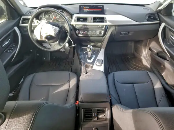 WBA8A3C5XJA492988 2018 BMW 3ER - Image 8
