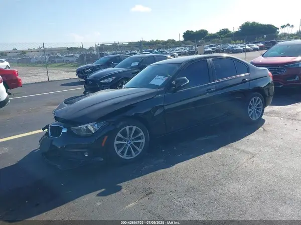 WBA8A3C5XJA494384 2018 BMW 3ER - Image 2