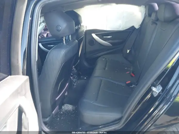 WBA8A3C5XJA494384 2018 BMW 3ER - Image 8