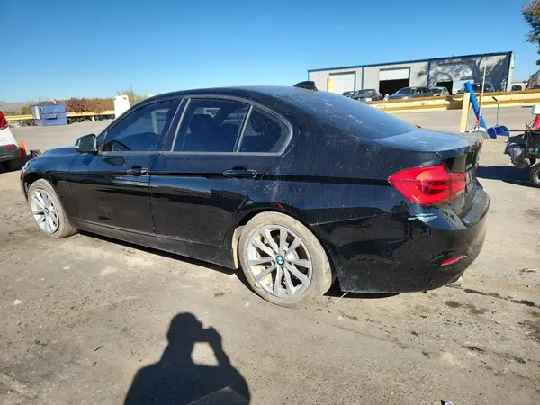 WBA8A3C5XJA495065 2018 BMW 3ER - Image 2
