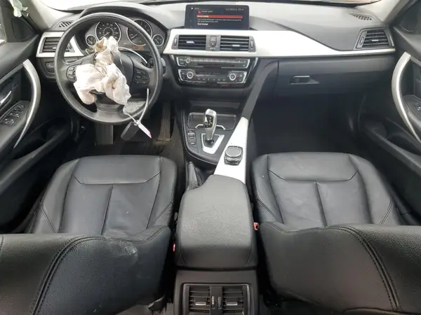 WBA8A3C5XJA498841 2018 BMW 3ER - Image 8