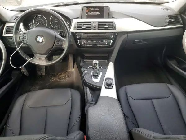 WBA8A9C31HK864546 2017 BMW 3ER - Image 8