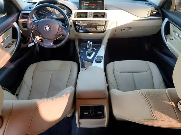 WBA8A9C31HK864806 2017 BMW 3ER - Image 8