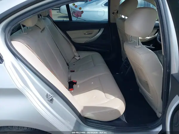 WBA8A9C32HK864541 2017 BMW 3ER - Image 8