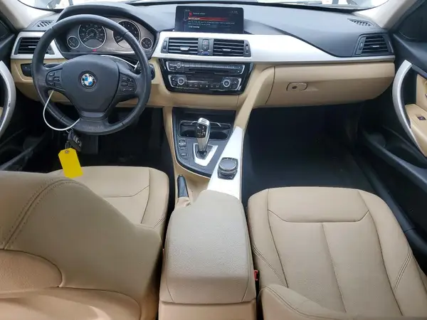 WBA8A9C33HK864399 2017 BMW 3ER - Image 8