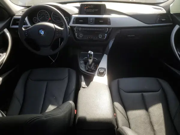 WBA8A9C34HK863973 2017 BMW 3ER - Image 8