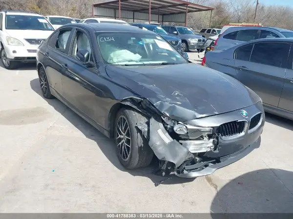 WBA8A9C34HK864072 2017 BMW 3ER - Image 1