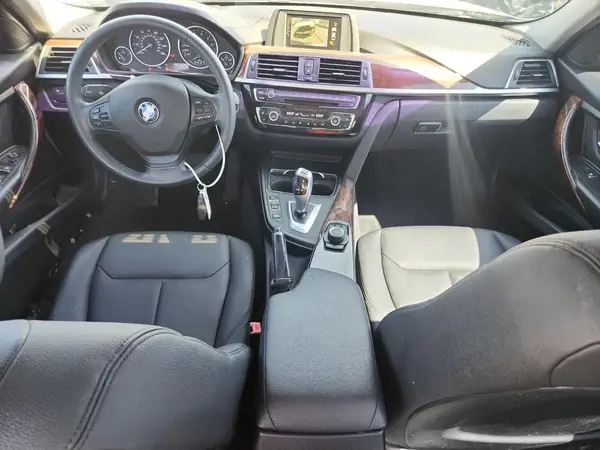 WBA8A9C34HK864489 2017 BMW 3ER - Image 8