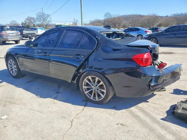 WBA8A9C35HK864324 2017 BMW 3ER - Image 2
