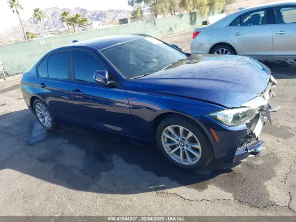 WBA8A9C37HK620545 2017 BMW 3ER - Image 1