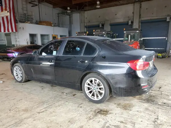 WBA8A9C38HK620523 2017 BMW 3ER - Image 2