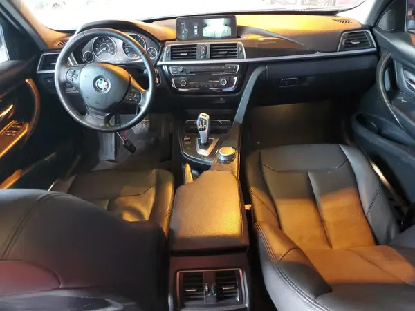 WBA8A9C38HK620523 2017 BMW 3ER - Image 8