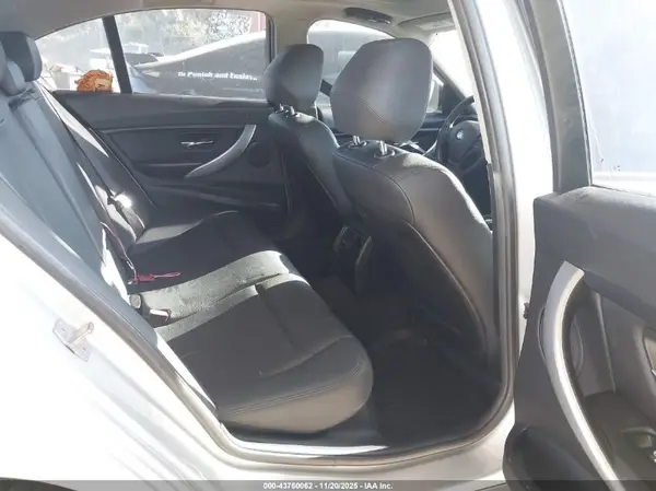 WBA8A9C38HK864155 2017 BMW 3ER - Image 8