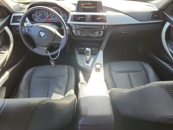 WBA8A9C39HK620594 2017 BMW 3ER - Image 8