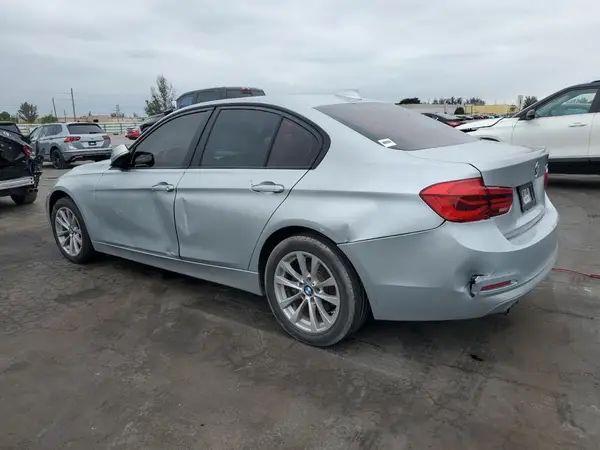 WBA8A9C50GK615686 2016 BMW 3ER - Image 2