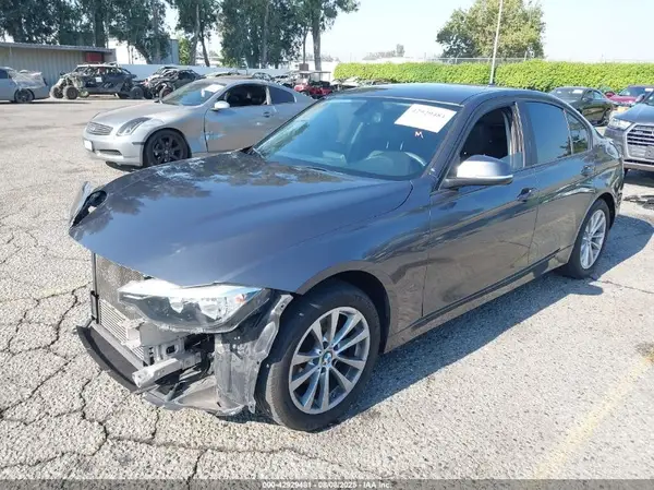 WBA8A9C50GK617681 2016 BMW 3ER - Image 2