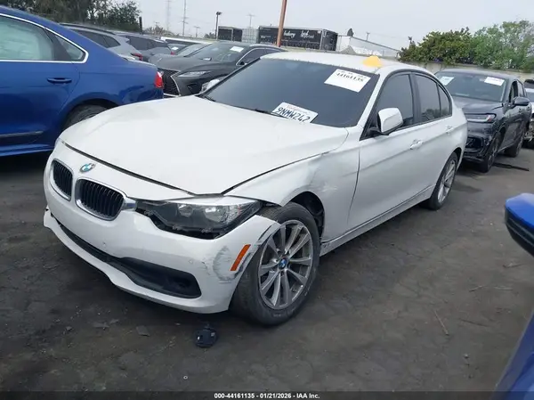 WBA8A9C50GK618457 2016 BMW 3ER - Image 2